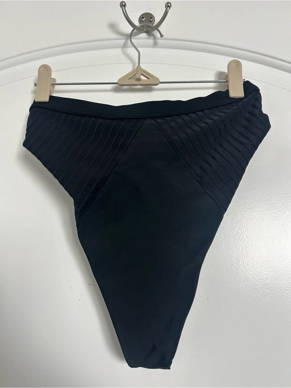 Lovers and Friends High-Cut Ribbed Black Bikini Bottom Size M vacation beach - Picture 9 of 10